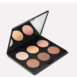 MAC STUDIO FIX SCULPT AND SHAPE CONTOUR PALETTE LIGHT/MEDIUM